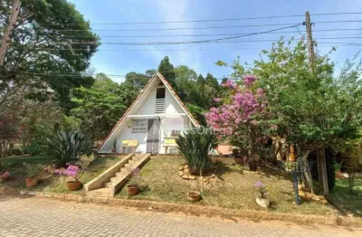 Chalé com 2 dormitórios à venda, 95m² de construção e 300m² de terreno por r$ 410.000 - condomínio clube dos 50 - sorocaba/sp