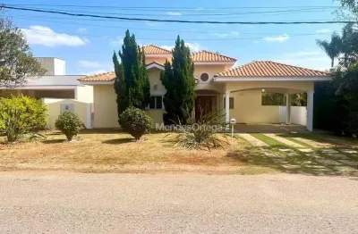 Casa térrea com 3 dormitórios para alugar, 240 m² por r$ 7.900/mês - araçoiabinha - araçoiaba da serra/sp