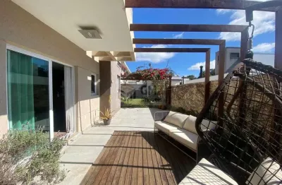 Casa com 4 quartos à venda na Rua Doutor Lubumir Viergbiski, 220, Campo Comprido, Curitiba