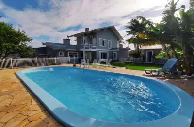 Casa com 4 quartos à venda na Rua Luíz Gonzaga Capaverde, 250, Igra Norte, Torres