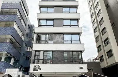 Apartamento com 2 suítes próximo a quatro praças em torres rs