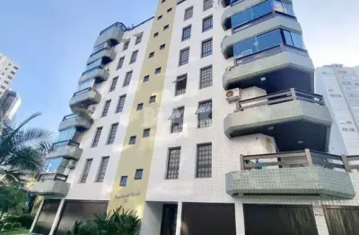 Apartamento com sacada aberta na praia grande em torres rs