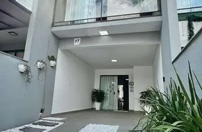 Casa com 3 quartos à venda na Rua Turvo, 418, Saguaçu, Joinville