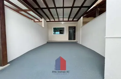 Casa com 2 quartos à venda na Rua Cidade de Sapucaia, 45, Santa Catarina, Joinville