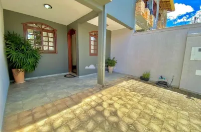 Casa com 3 quartos à venda na santa amélia, belo horizonte  por r$ 600.000
