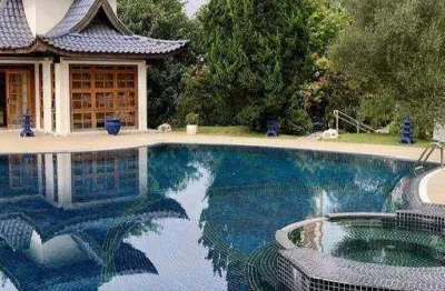 Casa à venda 18 do forte - alphaville - 2.686m de área total - arquitetura oriental - única na região