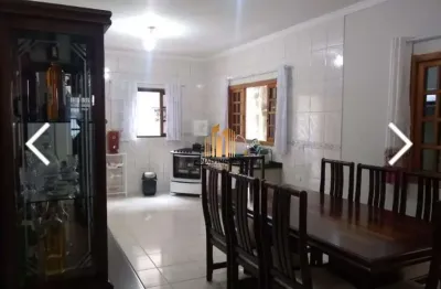 Casa com 3 quartos à venda na Rua Joaquim Prudente Correia, 111, Jardim Adriana, Guarulhos