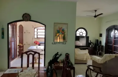 Casa com 3 quartos (1 suíte) no baln. flórida, praia grande, 190 m², por r$ 900.000,00