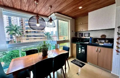 Apartamento de 226 m² em Embaré, Santos - 3 suítes, 3 vagas, varanda gourmet