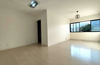 Venda: Apartamento 2 Quartos com Suíte em Santos (Campo Grande) – 240m², 1 Vaga