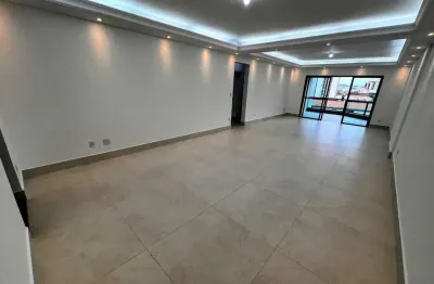 Apartamento 3 Quartos com 2 Vagas, Frente – Boqueirão, Santos