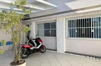 Casa Comercial à venda em Ponta da Praia, Santos – 231m², 4 quartos, 2 vagas