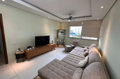 Oportunidade em Gonzaga, Santos: Apartamento 112m² + 112m² de área externa, financiável
