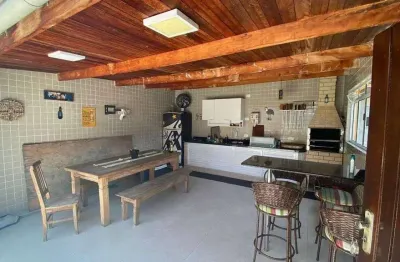 Imperdível casa à venda no boqueirão em santos-sp: 3 quartos, 3 suítes, 1 sala, 5 banheiros, 2 vagas de garagem, 220 m² de área.