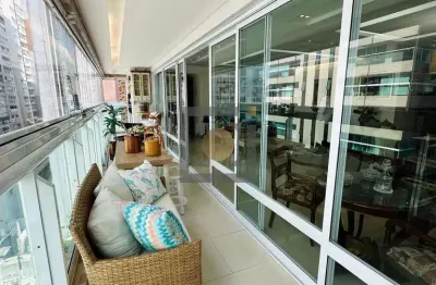 Apartamento com 4 quartos à venda na rua clay presgrave do amaral, 34, gonzaga, santos, 191 m2 por r$ 2.300.000