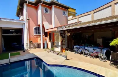 Casa com 3 quartos à venda na rua oliveira lima, 4, vila belmiro, santos, 162 m2 por r$ 1.275.000
