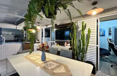 Apartamento à venda na ponta da praia, santos-sp: 2 quartos, 1 suíte, 2 banheiros, 2 vagas de garagem e 139m² de área.