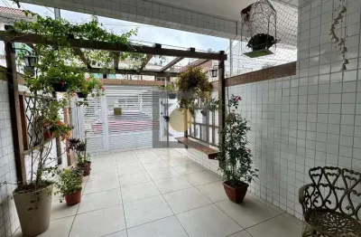 Imperdível casa à venda em santos-sp, ponta da praia: 3 quartos, 1 suíte, 4 banheiros, 2 vagas de garagem, 342m².