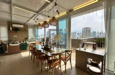 Cobertura triplex no embaré, 4 quartos, 3 vagas de garagem !
