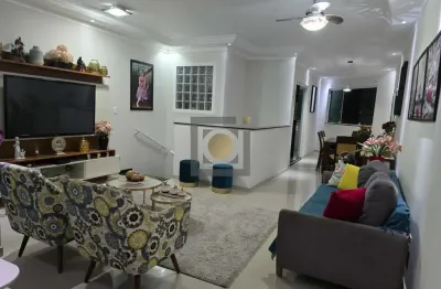 Casa à venda em santos-sp, embaré! 3 quartos, 1 suíte, 1 sala, 4 banheiros, 2 vagas, 140m². confira!