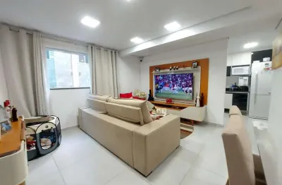 Casa à venda em Santos – 2 suítes, 2 vagas, frente, aceita financiamento