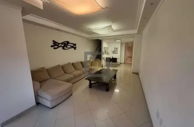 Casa residencial à venda em Santos (Aparecida) – 4 quartos, 2 suítes, frente, churrasqueira