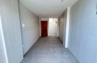 Casa à venda em Santos (Aparecida) — 3 quartos, 2 vagas, financiamento disponível