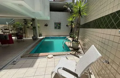 Casa residencial à venda em Ponta da Praia, Santos – 4 quartos, 3 vagas e área excepcional