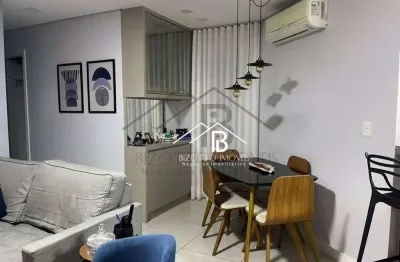 Vende-se apartamento no plaza bella vista na cidade de indaiatuba com 3 dormitorios sendo 1 suite , apartamento com planejados e ar condionado.