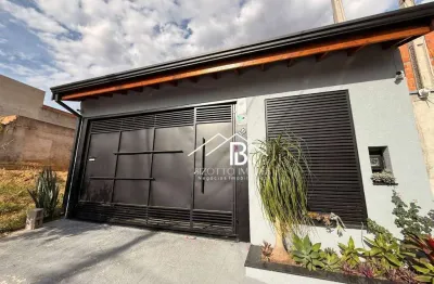 Vende-se casa no bairro jardim dos sabias toda planejada com 3 dormitorios sendo 1 suite , estuda proposta com permuta em terreno dentro de condominio