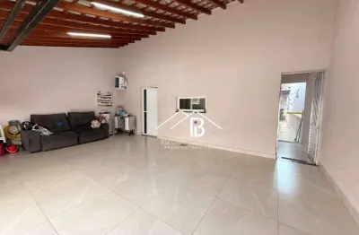 Vende-se casa no jardim dos colibris na cidade de indaiatuba com 2 dormitorios sendo 1 suite , casa rica em planejados por 540 mil.