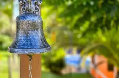 Casas em condomínio paragem dos verdes campos 400m³ com 3 suítes e piscina