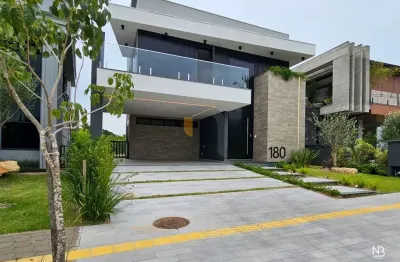 Casa com 4 quartos à venda no Centro, Gravataí 