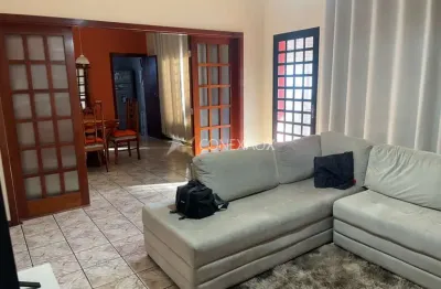 Casa comercial à venda na avenida esther moretzshon camargo, 514, jardim santana, campinas, 185 m2 por r$ 699.000