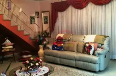 Sobrado à venda água fria - comercial / residencial - estuda permuta