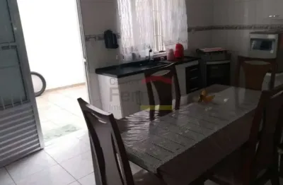 Casa térrea, a venda, parada inglesa, 03 dormitórios, 1 suíte, 03 vagas, quintal, churrasqueira