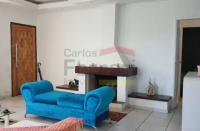 Sobrado condomínio fechado no jardim ibiratiba , 298 m² área construída / 3 dormitórios / 1 suíte
