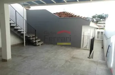 Casa térrea, na água fria, 3 dormitórios, 1 suíte, 3 vagas de garagem, 220 metros total