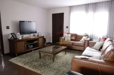 Sobrado à venda santa terezinha - 240m2 -- 03 suites, 05 vagas