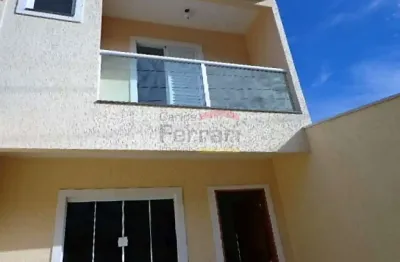 Sobrado novo à venda com 3 quartos, sendo 1 suíte, 1 vaga , água fria.