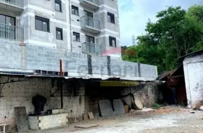 Terreno horto florestal comercial ou residencial.968m2
