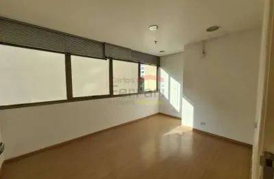 Sala comercial à venda na Rua Voluntários da Pátria, 2525, Santana, São Paulo