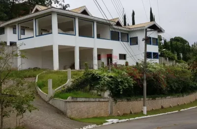Sobrado alto padrão á venda no condomínio suíça cantareira - 4 dormitórios e 5 vagas.