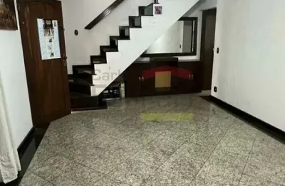 Casa com 3 quartos à venda na Rua Hortênsia, 242, Santa Teresinha, São Paulo