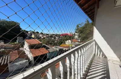 Sobrado a venda na vila irmãos arnoni - 03 dormitórios e 04 vagas de garagem.