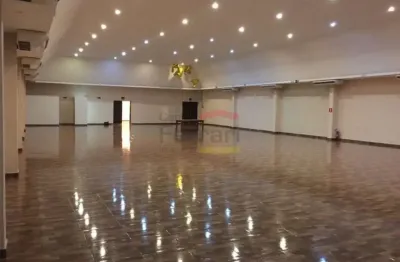 Barracão / Galpão / Depósito à venda na Rua Anhangüera, 590, Barra Funda, São Paulo