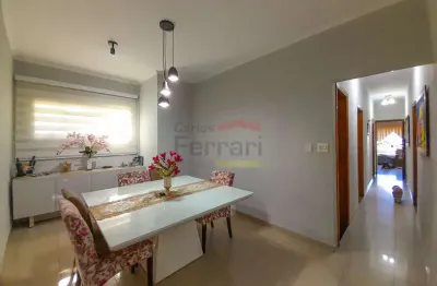 Sobrado com 4 quartos / 2 suítes / 3 vagas / vila gustavo