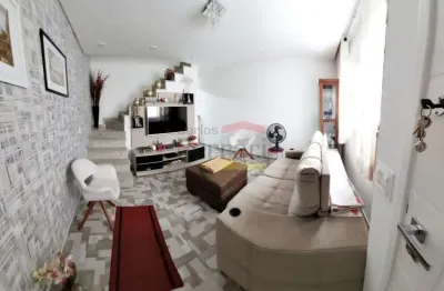 Sobrado em condomínio fechado, sem condomínio, com 2 suites, 1 vaga