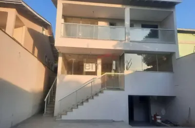 Sobrado alto padrão vila rosália em guarulhos 6 dormitórios / 5 suítes / 4 vagas s