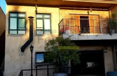 Sobrado auto padrão na vila paiva, com 4 suítes, 8 vagas, piscina com aquecimento a gás.